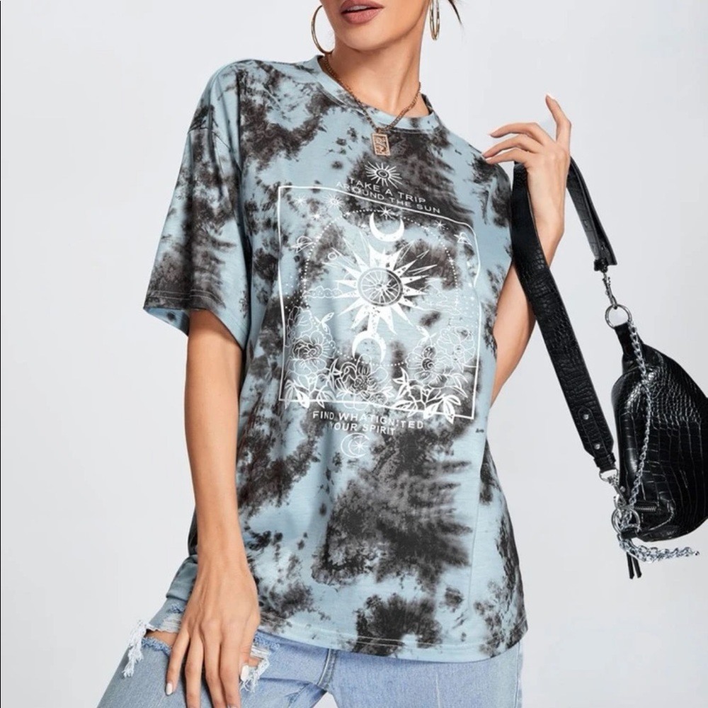 Blue oversized tie dye graphic tee